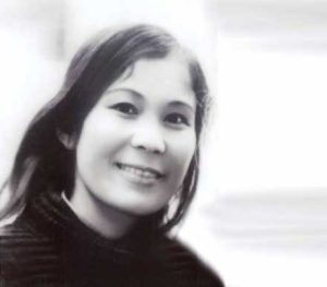 Chân dung nhà thơ Lâm Thị Mỹ Dạ