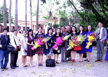 Chuyện về ông “Trưởng thôn” – GS. Nguyễn Lân Dũng