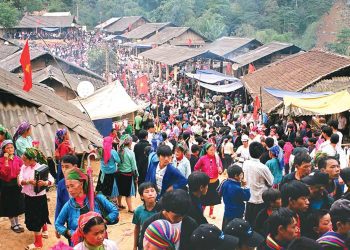 Chùm thơ thứ hai của Phạm Lam Hà